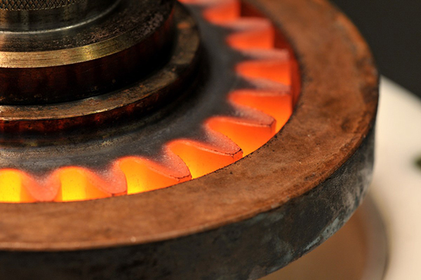 The choice of heat treatment process for gears depends on the different application needs and the type of steel.